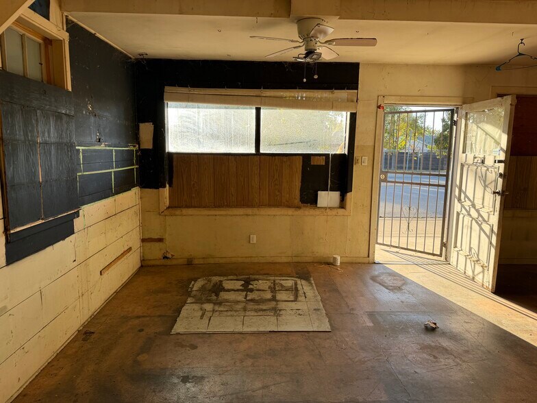 More Photos Of 217 Percy Ave, Yuba City Storefront For Sale