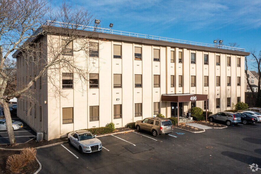 More Photos Of 496 Smithtown Byp, Smithtown Medical For Lease