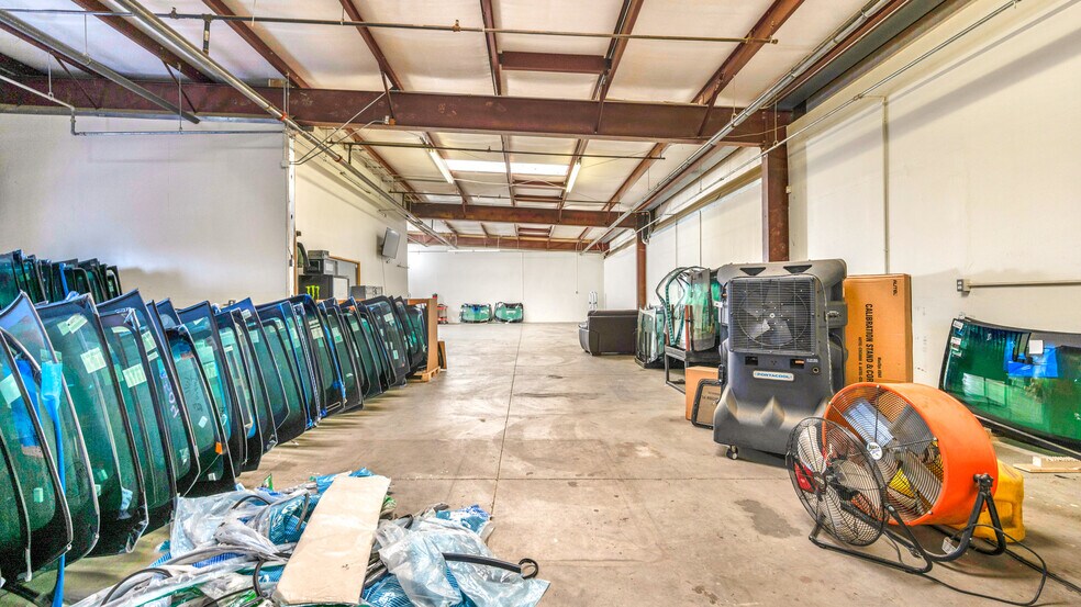More Photos Of 1885 E Griffith Way, Fresno Warehouse For Lease