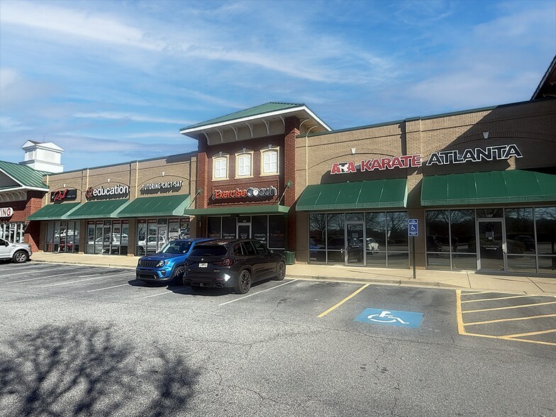 More Photos Of 3463 Lawrenceville Suwanee Rd, Suwanee Unknown For Lease