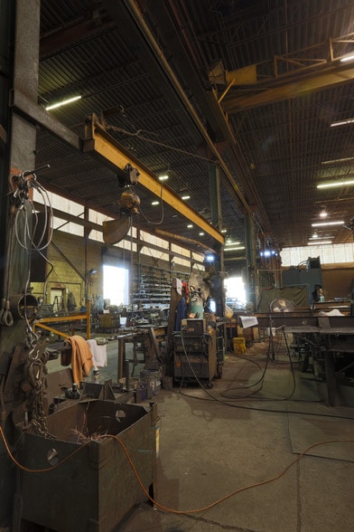 More Photos Of 633 Fellows Ave, Hanover Township Warehouse For Sale