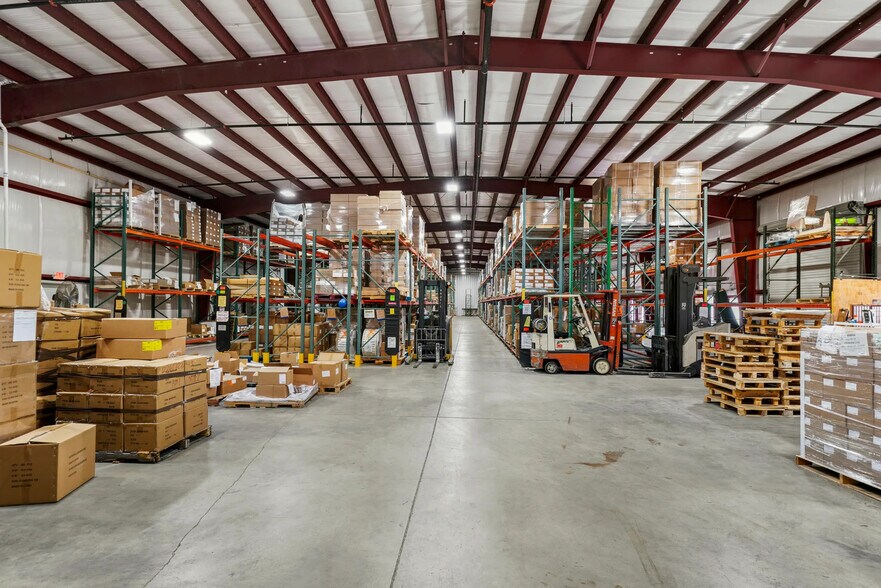 More Photos Of 155 Schooner Ln, Prince Frederick Warehouse For Lease