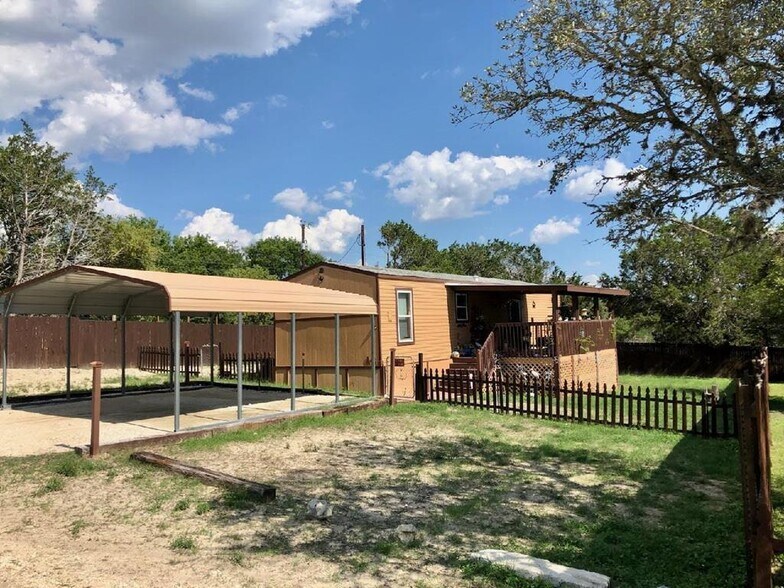 More Photos Of 385 Camino Real Rd, Kerrville Manufactured Housing Mobile Home Park For Sale