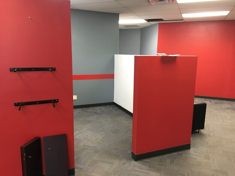 More Photos Of 3212 West End Ave, Nashville Office For Lease