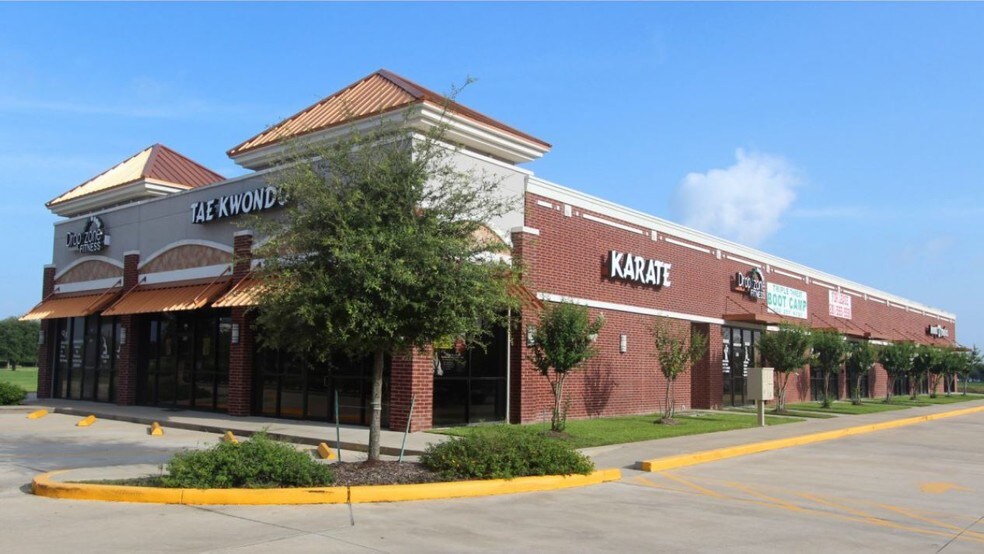 More Photos Of 3711 Raoul Wallenberg Ln, Missouri City Unknown For Lease