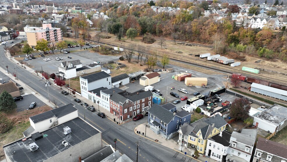 More Photos Of 309 S Main St, Phillipsburg Office For Sale