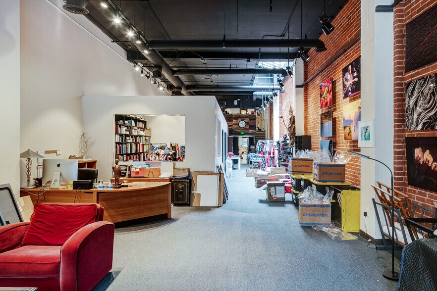 More Photos Of 200-208 N Broadway, Santa Ana Storefront Retail Office For Lease