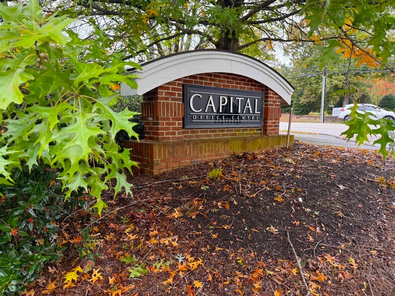 More Photos Of 5640 Six Forks Rd, Raleigh Office For Sale