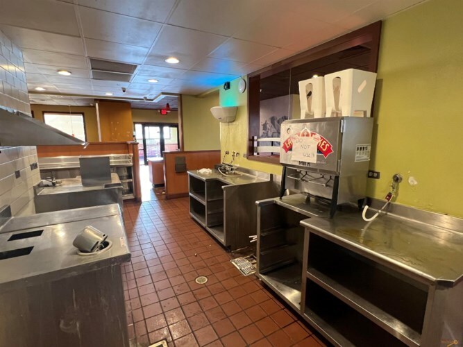 More Photos Of 2206 N LaCrosse St, Rapid City Restaurant For Sale
