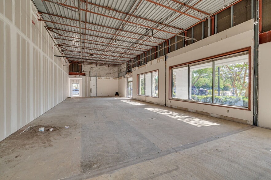 Primary Photo Of 5501-5555 Roosevelt Blvd, Clearwater Unknown For Lease