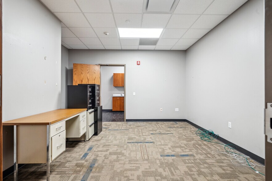 More Photos Of 1414 Main St, Keokuk Office For Lease