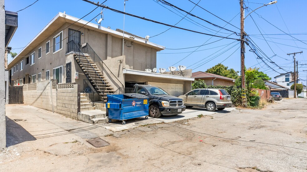 More Photos Of 714 S Myrtle Ave, Inglewood Apartments For Sale