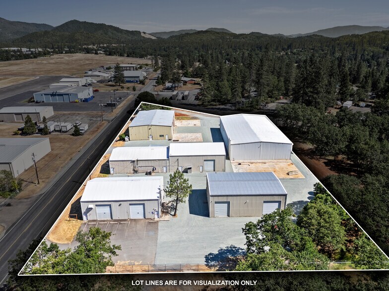 Primary Photo Of 1344 Brookside Blvd, Grants Pass Warehouse For Lease
