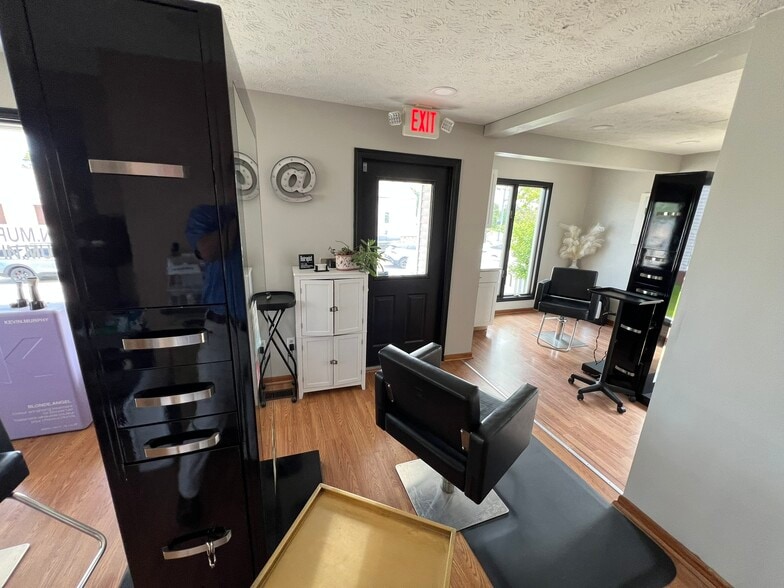 More Photos Of 8433 Cleveland Ave NW, Canton General Retail For Sale