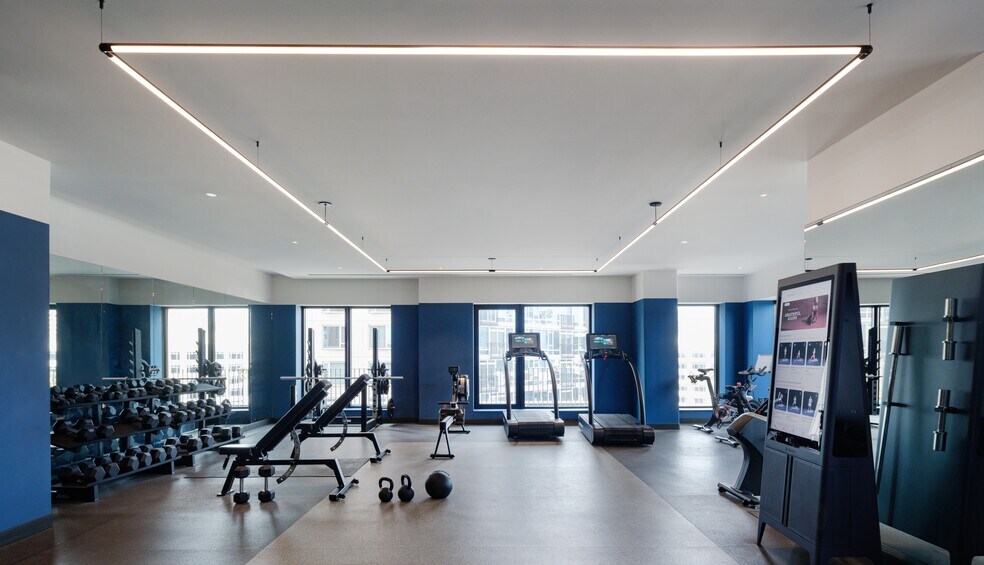 More Photos Of 1011-1023 3rd St, San Francisco Apartments For Lease