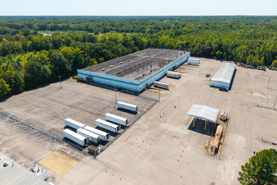 More Photos Of 2800 Grays Creek Dr., Arlington Warehouse For Lease