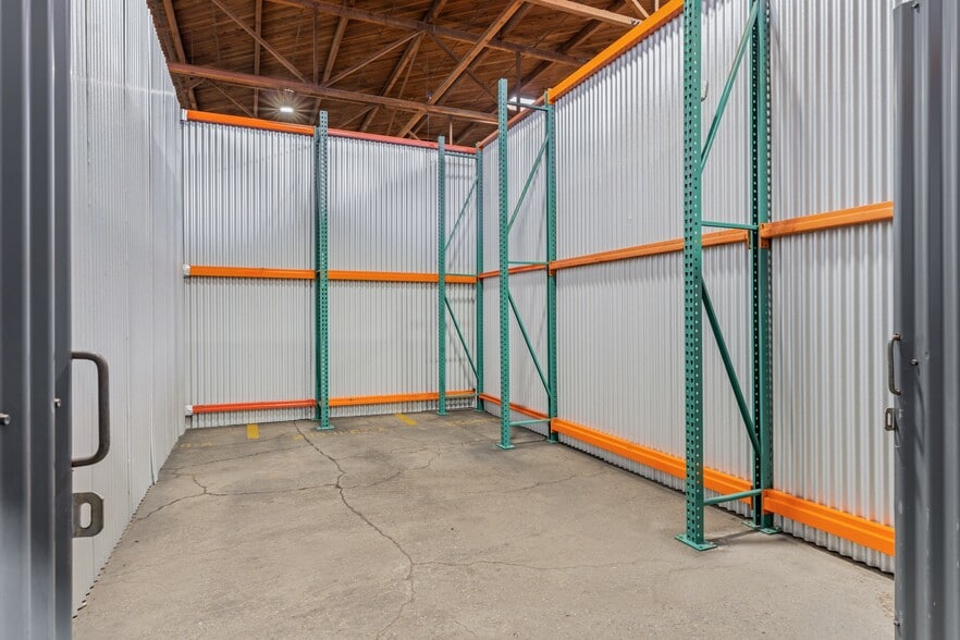 More Photos Of 205 E Alma Ave, San Jose Warehouse For Lease