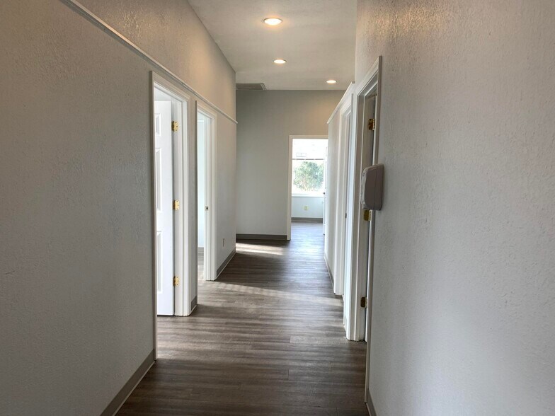 More Photos Of 2301-2359 Silvernail Rd, Pewaukee Unknown For Lease