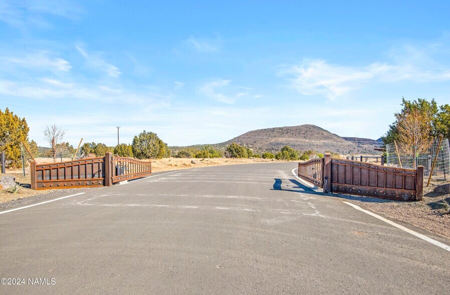 More Photos Of 6638 Meadows Lane, Flagstaff Land For Sale