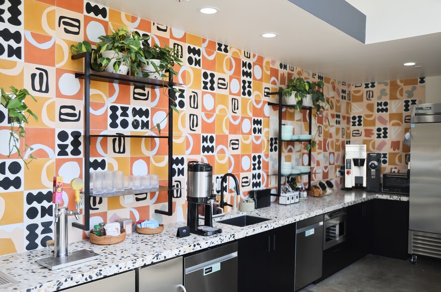 More Photos Of 111 C St, Encinitas Coworking Space