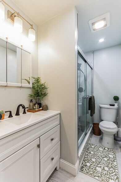 More Photos Of 3903-3905 Bergenline Ave, Union City Storefront Retail Residential For Sale