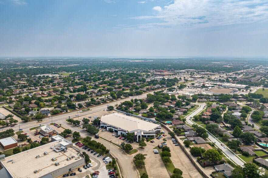 More Photos Of 1001 Cross Timbers Rd, Flower Mound Office For Lease