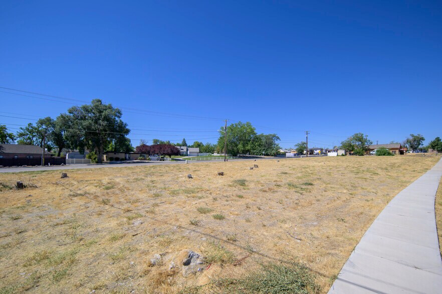 More Photos Of 1891 Jordan Canal, Taylorsville Land For Sale