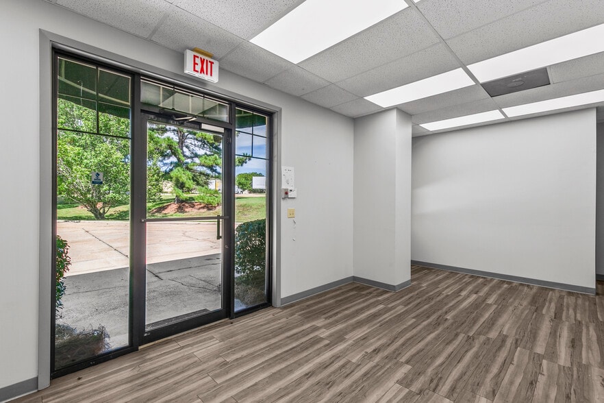 More Photos Of 125 Solleftea Dr, Madison Industrial For Lease