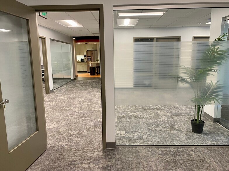 More Photos Of 1965 Greenspring Dr, Lutherville Timonium Medical For Lease