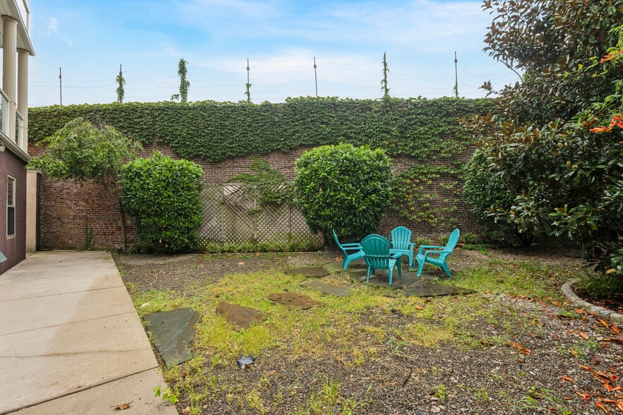 More Photos Of 2332-2338 Carpenter St, Philadelphia Apartments For Sale