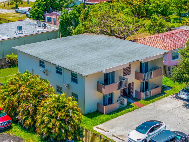 Primary Photo Of 14880 N Miami Ave, Miami Apartments For Sale