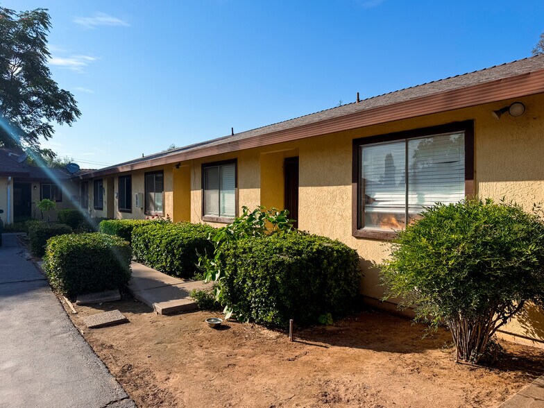 More Photos Of 1873 Grove Ave, Atwater Apartments For Sale