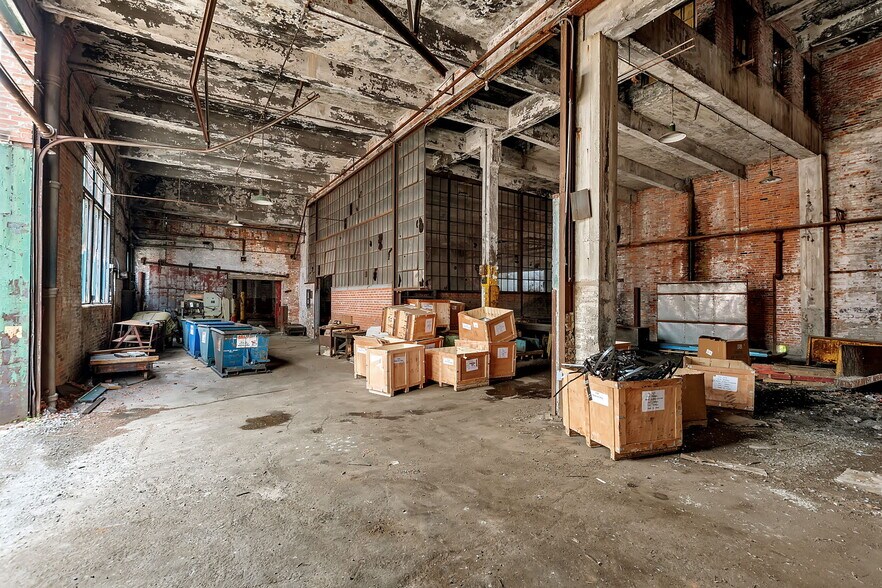 More Photos Of 203 Pratt St, Buffalo Industrial For Sale