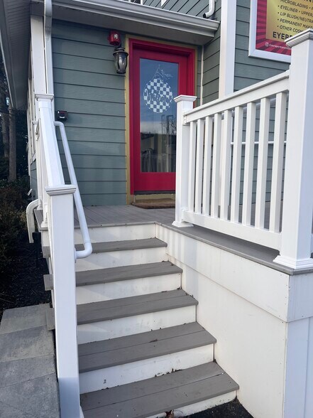 More Photos Of 735 Broad St, Shrewsbury Office Residential For Sale