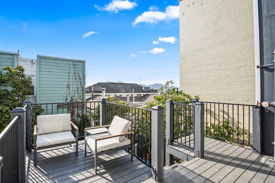 More Photos Of 2263-2269 Sacramento St, San Francisco Apartments For Sale