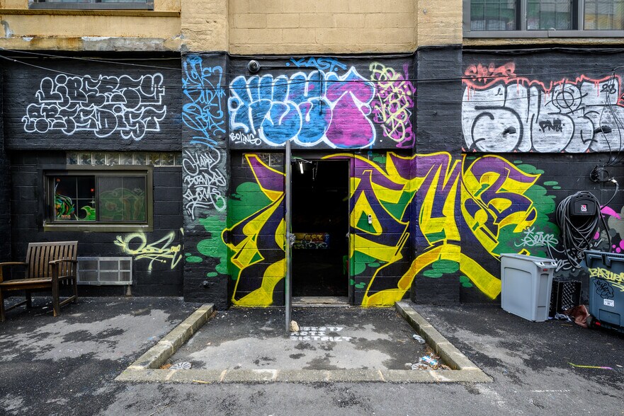 More Photos Of 86-90 Forrest St, Jersey City Warehouse For Lease