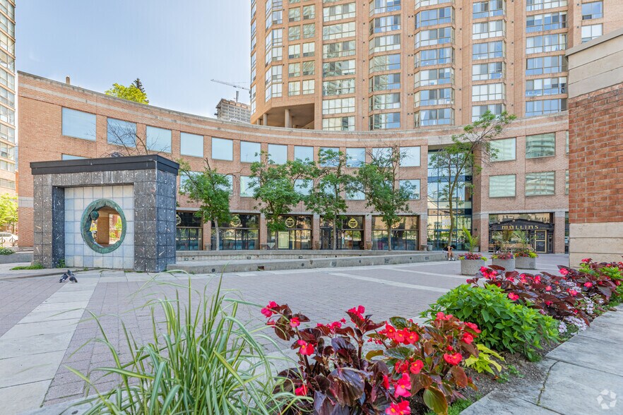 More Photos Of 1033 Bay St, Toronto Apartments For Lease