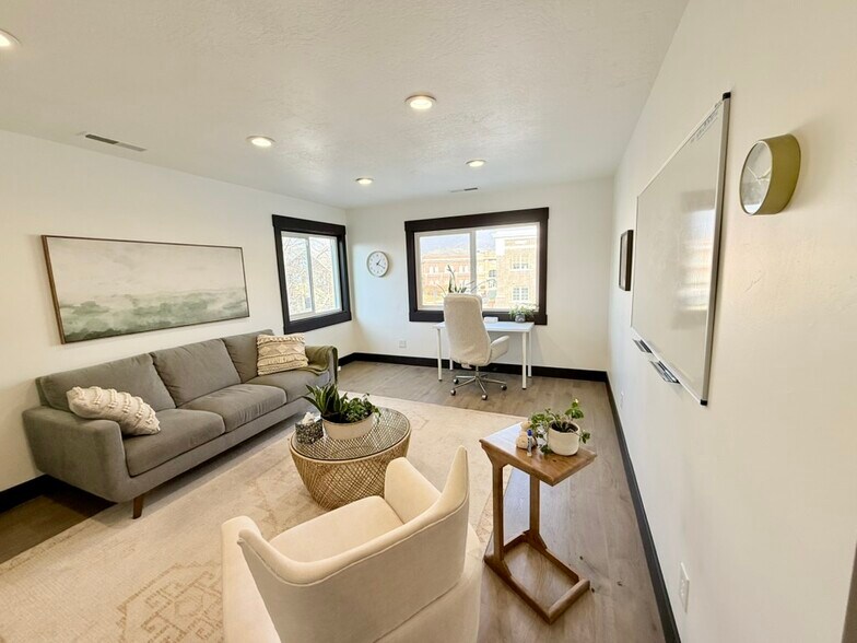 More Photos Of 60 W Canyon Crest Rd, Alpine Office For Lease