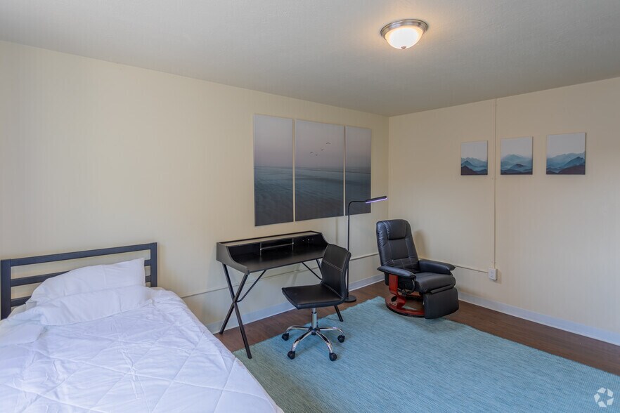 More Photos Of 7743 Reading Rd, Cincinnati Apartments For Sale