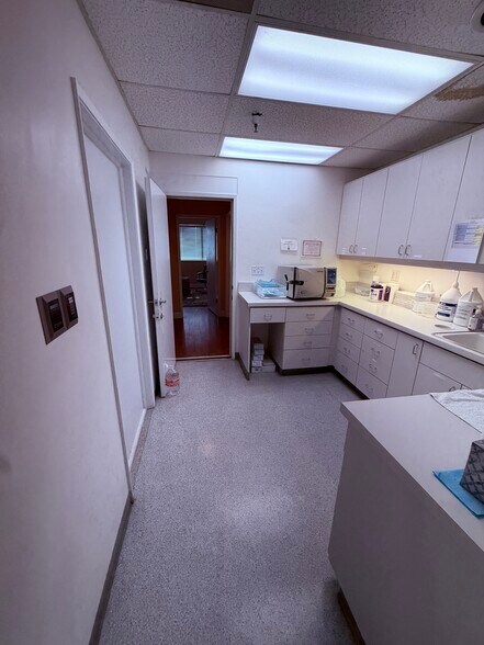 More Photos Of 680 Alamo Pintado Rd, Solvang Medical For Sale