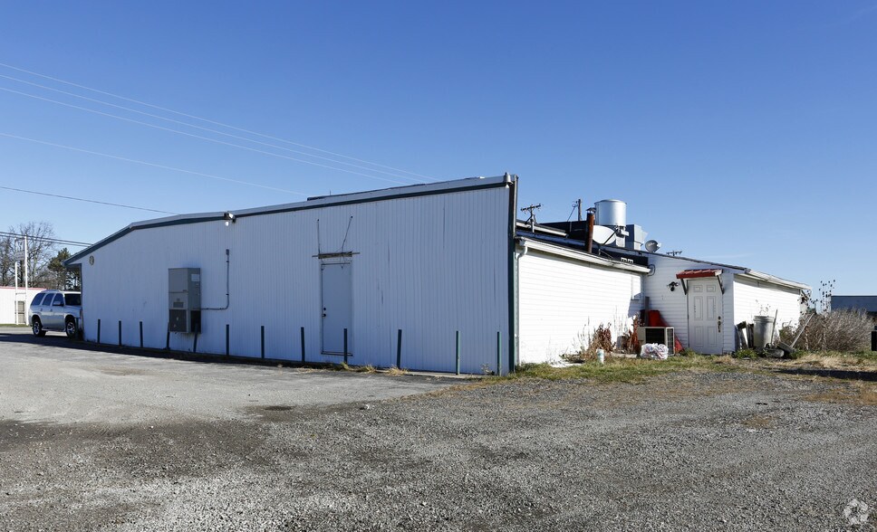 More Photos Of 2103 Baltimore St, Defiance Restaurant For Sale