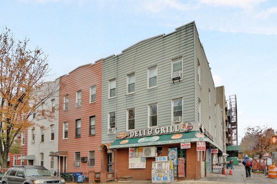 Primary Photo Of 296 Leonard St, Brooklyn Storefront Retail Residential For Lease