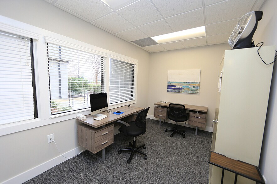 More Photos Of 1906 E Highway 54, Durham Unknown For Lease