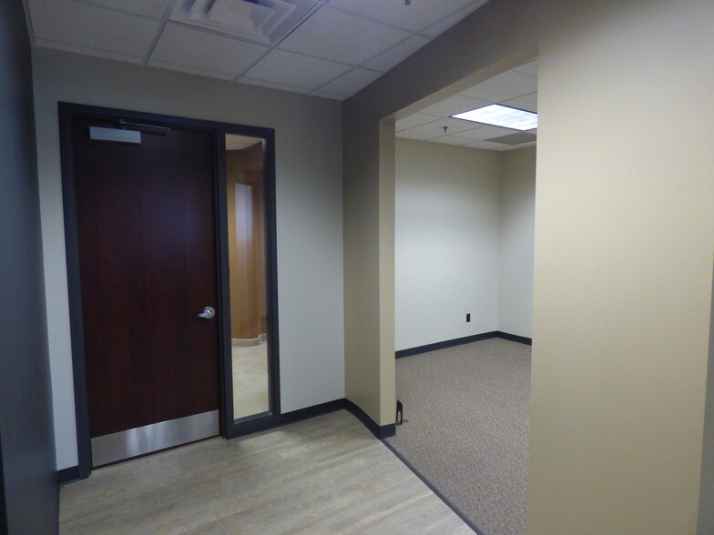 More Photos Of 1520 S 2nd St, Saint Louis Office For Sale