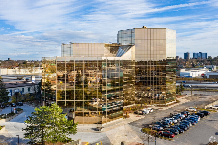 More Photos Of 1600 Carling Ave, Ottawa Office For Lease