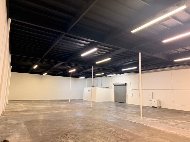 More Photos Of 10628 Weaver Ave, South El Monte Warehouse For Lease