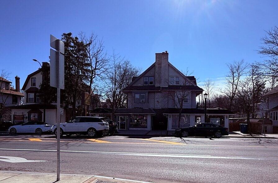 More Photos Of 211 S Easton Rd, Glenside Storefront Retail Residential For Sale