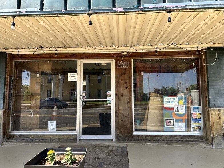 More Photos Of 119 W Houston St, Linden Freestanding For Sale