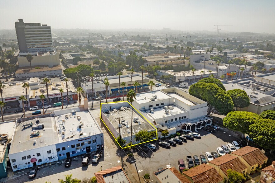More Photos Of 1415 Wilshire Blvd, Santa Monica Freestanding For Lease