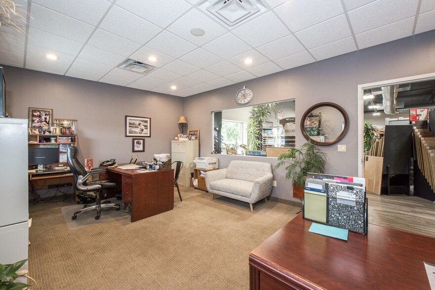 493 Atlantic Ave, Oceanside, NY 11572 - Warehouse For Sale | Cityfeet.com